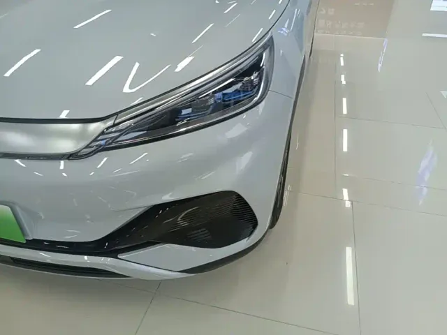 BYD Yuan PLUS — Фото автомобиля 23