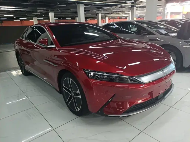 BYD Han — Фото автомобиля 3