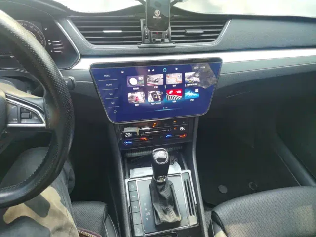 Škoda Superb 2024 TSI280 DSG Premium Edition — Фото автомобиля 9