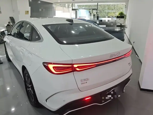 BYD Seal 06 — Фото автомобиля 4