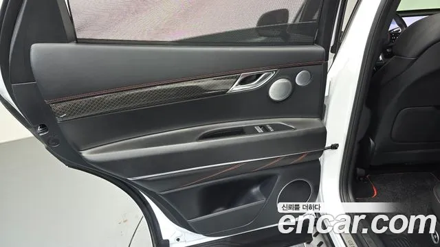 Genesis GV80 — Фото автомобиля 24
