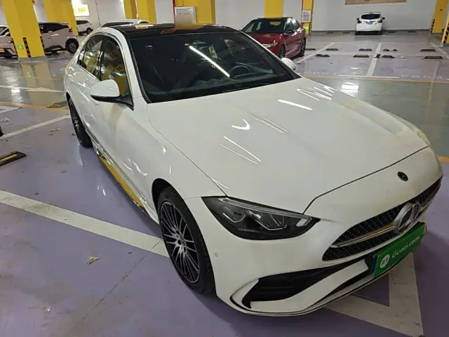 Mercedes-Benz C-Class — Фото автомобиля 3