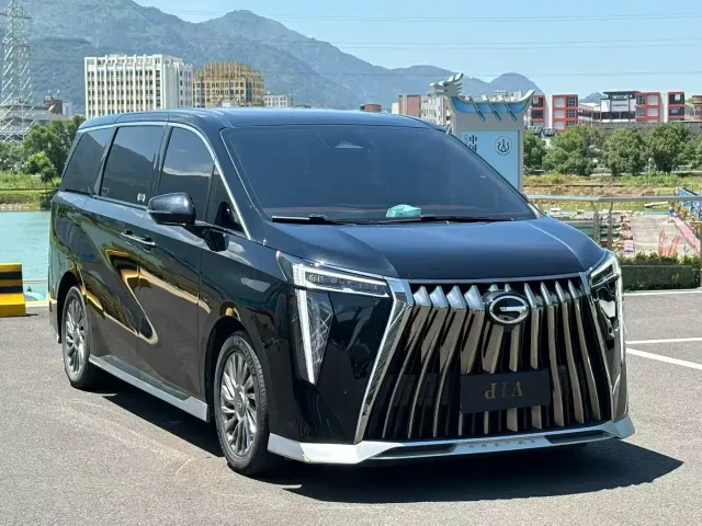GAC Trumpchi M8 — Фото автомобиля 3