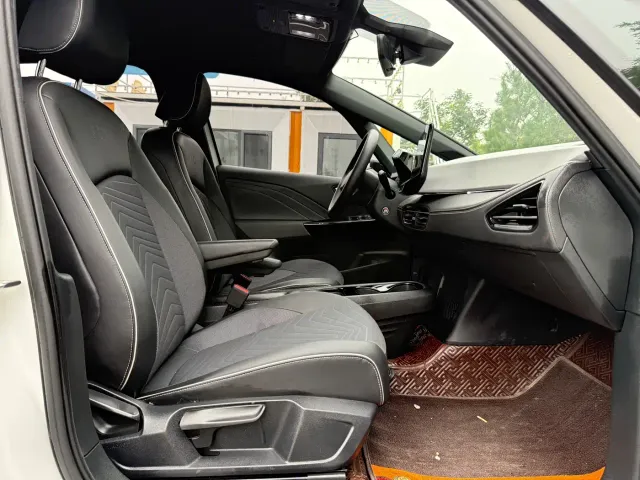 Volkswagen ID.3 — Фото автомобиля 9