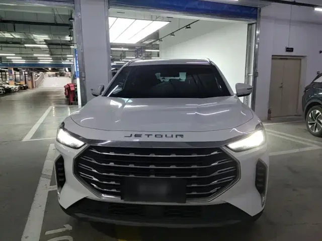 Jetour X70 Plus — Фото автомобиля 2
