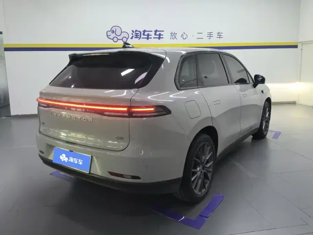 Leapmotor C10 — Фото автомобиля 3