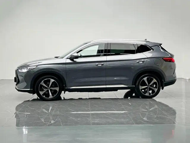 BYD Song PLUS — Фото автомобиля 3