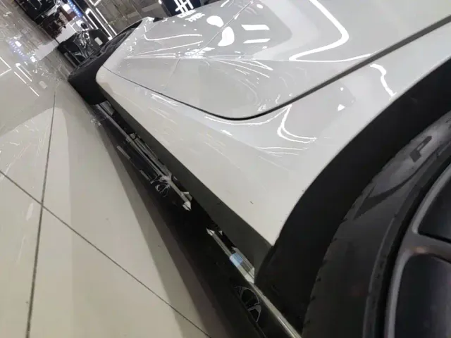 Tesla Model 3 — Фото автомобиля 21