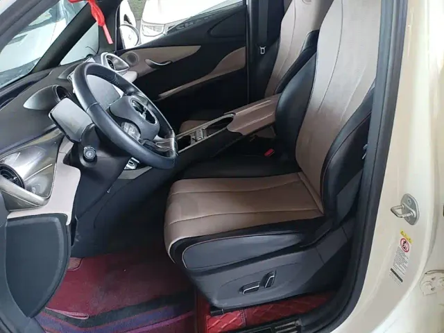 BYD Dolphin — Фото автомобиля 14