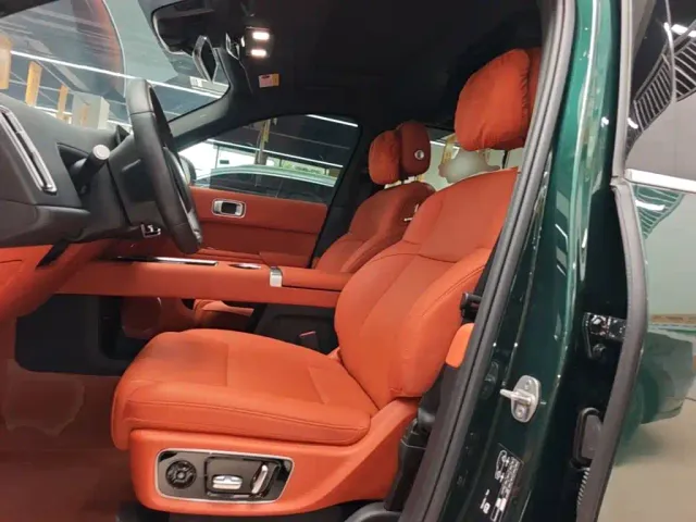 Li Auto L9 — Фото автомобиля 14