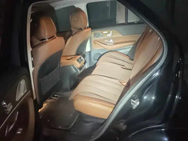 Mercedes-Benz GLE-Class — Фото автомобиля 11