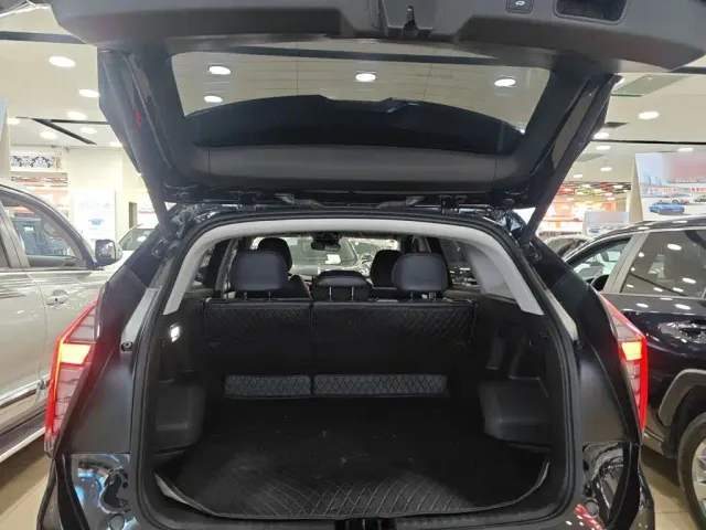 Geely Boyue L — Фото автомобиля 15