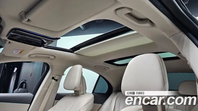 Mercedes-Benz E-Class — Фото автомобиля 28