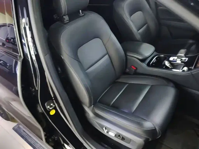 Li Auto ONE — Фото автомобиля 24