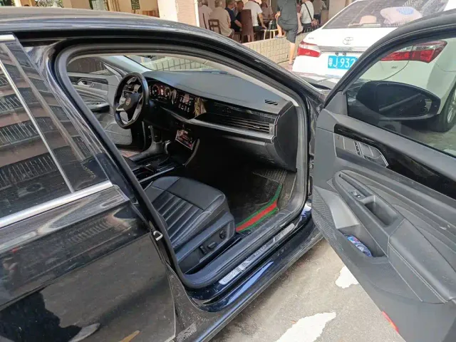 Volkswagen Passat — Фото автомобиля 19