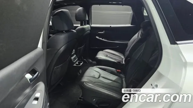 Hyundai Santa Fe New — Фото автомобиля 11