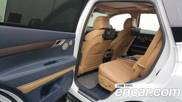 Genesis GV80 — Фото автомобиля 16