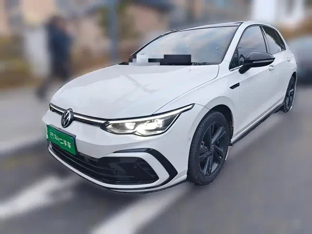 Фотография автомобиля — Volkswagen Golf