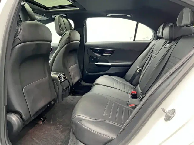 Mercedes-Benz C-Class — Фото автомобиля 15
