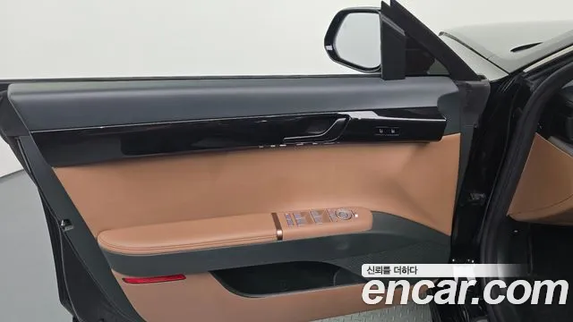 Hyundai Grandeur GN7 — Фото автомобиля 13