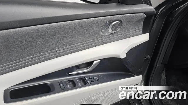 Hyundai Avante CN7 — Фото автомобиля 24
