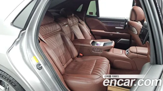 Genesis G90 RS4 — Фото автомобиля 17