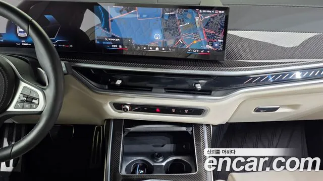 BMW X7 M60i xDrive M Sport 6 мест — Фото автомобиля 14