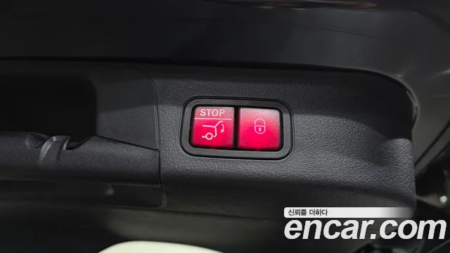 Mercedes-Benz EQB — Фото автомобиля 8