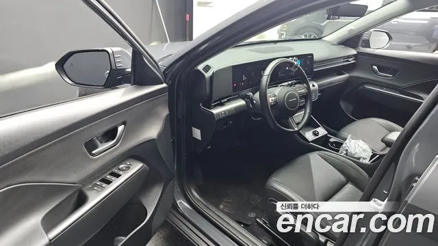 Hyundai Kona Kona (SX2) Бензин 1.6 турбо 2WD — Фото автомобиля 10