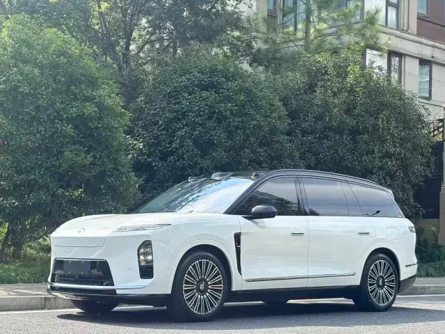 Фотография автомобиля — Nio ES8
