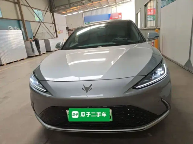 Arcfox Alpha S — Фото автомобиля 2