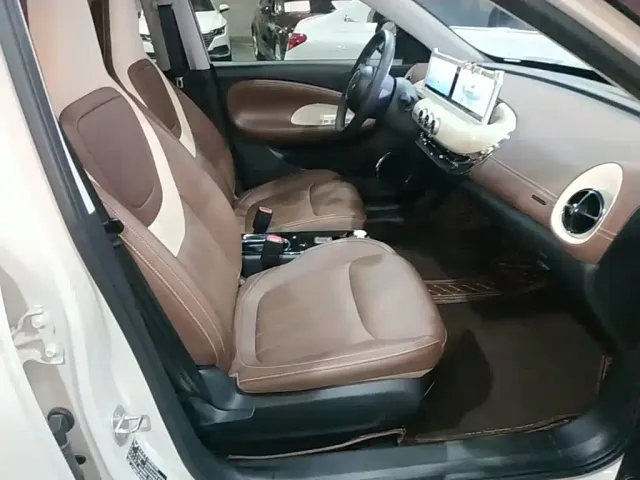 Wuling Bingo — Фото автомобиля 24