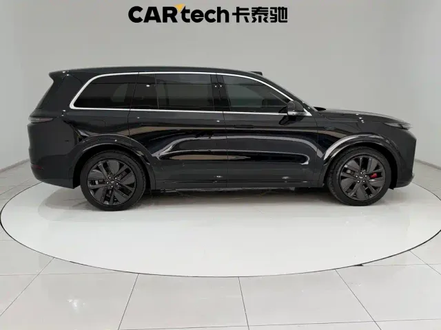 Li Auto Li Xiang L9 2022 Max — Фото автомобиля 4