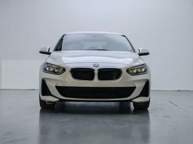 BMW BMW 1 Series 2021 Facelift 120i M Sport — Фото автомобиля 2