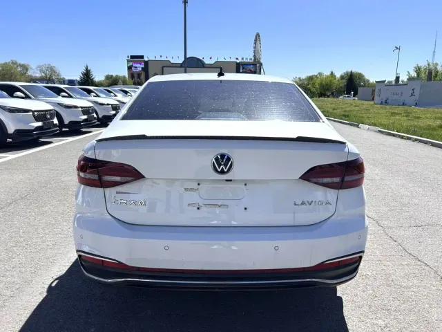 Volkswagen Lavida — Фото автомобиля 11