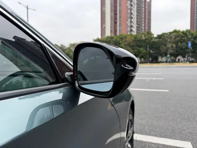 Honda Inspire — Фото автомобиля 5
