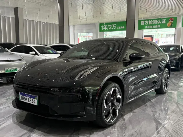 Фотография автомобиля — Zeekr 001