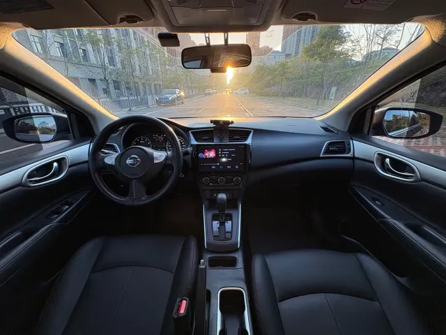 Nissan Sylphy — Фото автомобиля 5