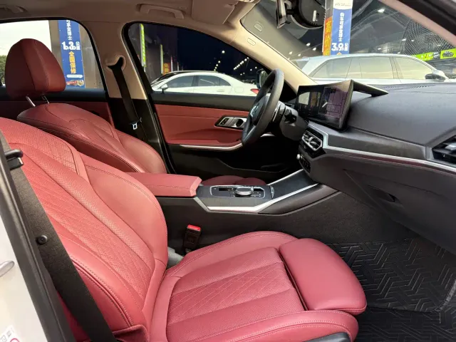 BMW 3 Series — Фото автомобиля 12