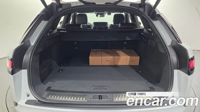 Land Rover Range Rover Velar — Фото автомобиля 10