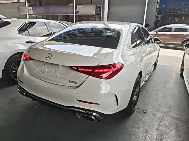 Mercedes-Benz C-Class — Фото автомобиля 6