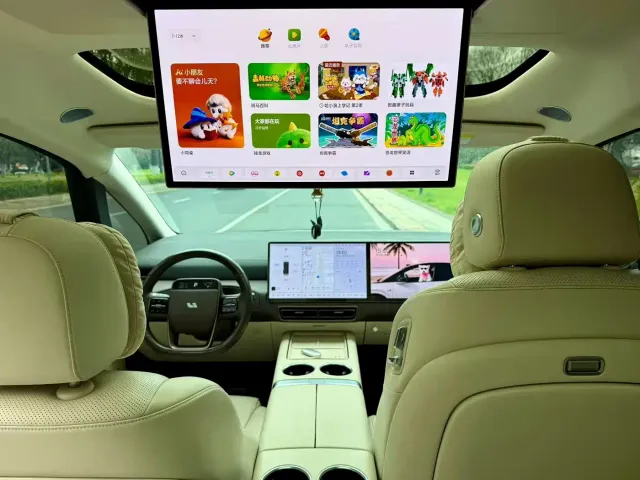 Li Auto MEGA — Фото автомобиля 9