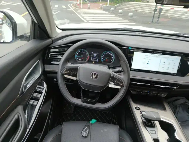 Changan X7 Plus — Фото автомобиля 10