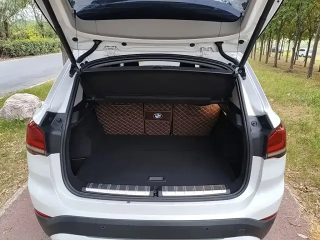 BMW X1 — Фото автомобиля 18