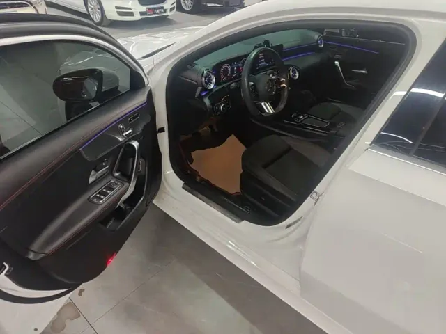 Mercedes-Benz A-Class — Фото автомобиля 15