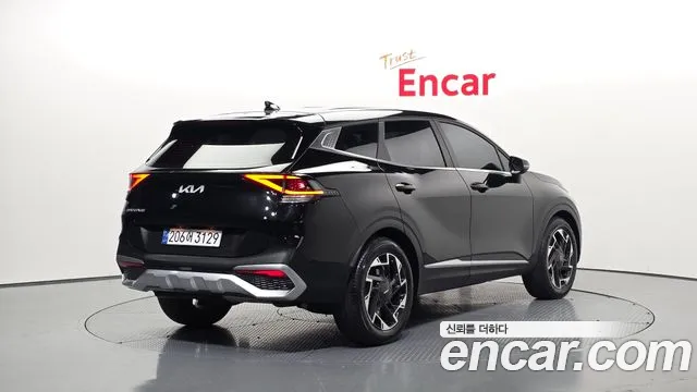 Kia Sportage Sportage 5-е поколение Дизель 2.0 2WD — Фото автомобиля 2
