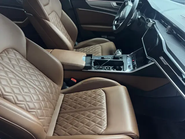 Audi A6L — Фото автомобиля 8