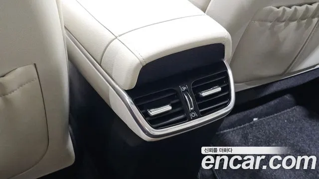 Hyundai Grandeur Новый Grandeur IG — Фото автомобиля 24