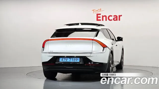 Kia EV6 — Фото автомобиля 4