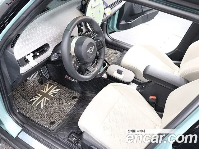 MINI Cooper 4th Gen — Фото автомобиля 17